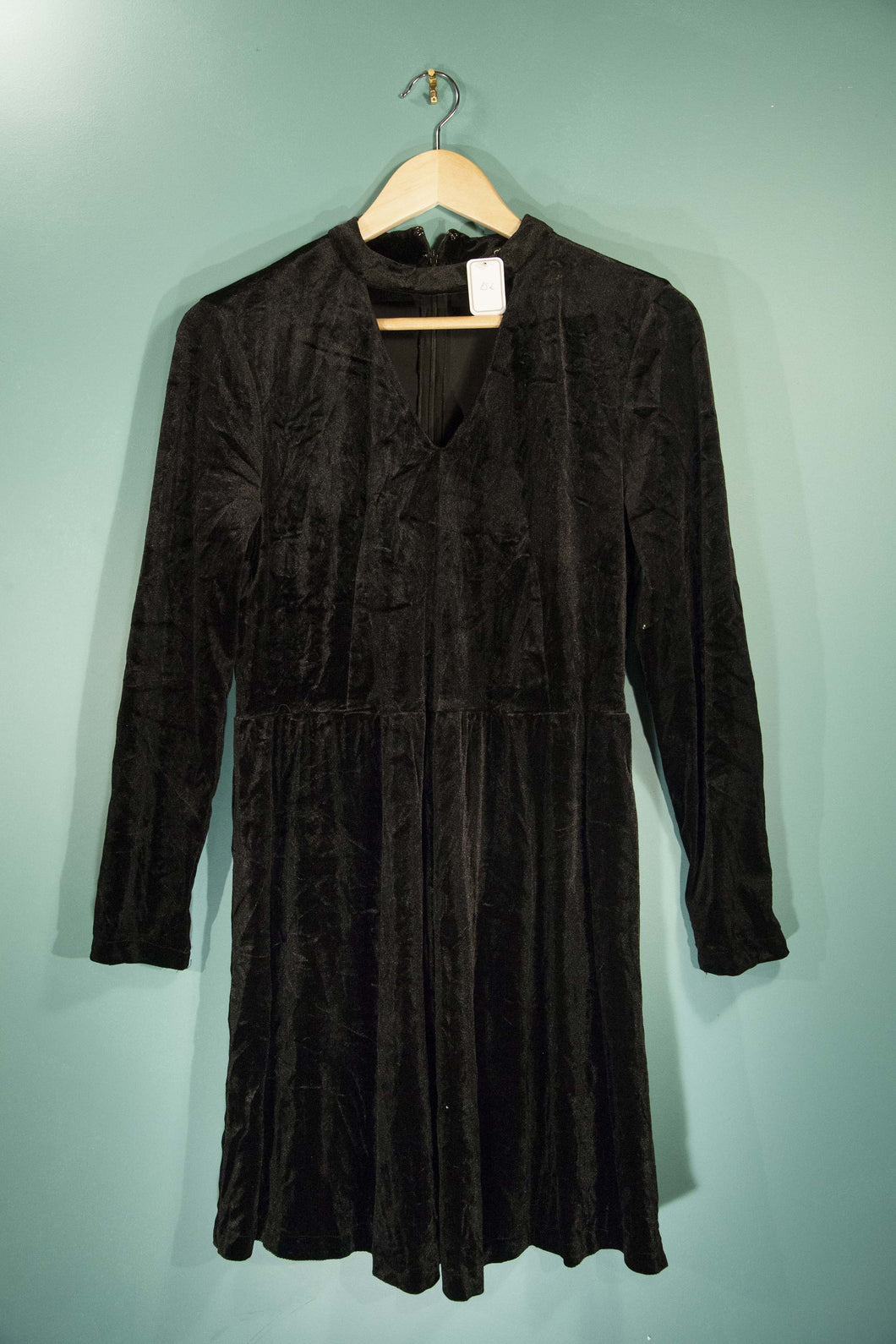 Robe velour noir necklace